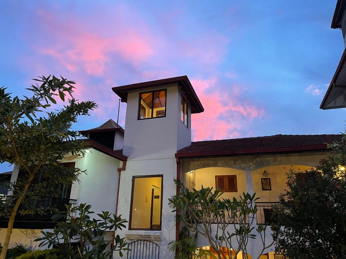 Elegant Hotel Kandy Exterior foto