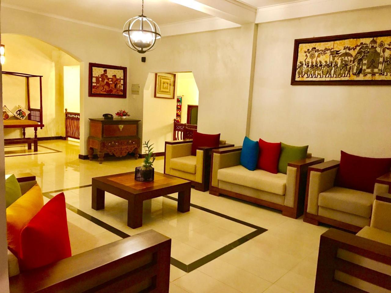 Elegant Hotel Kandy Exterior foto